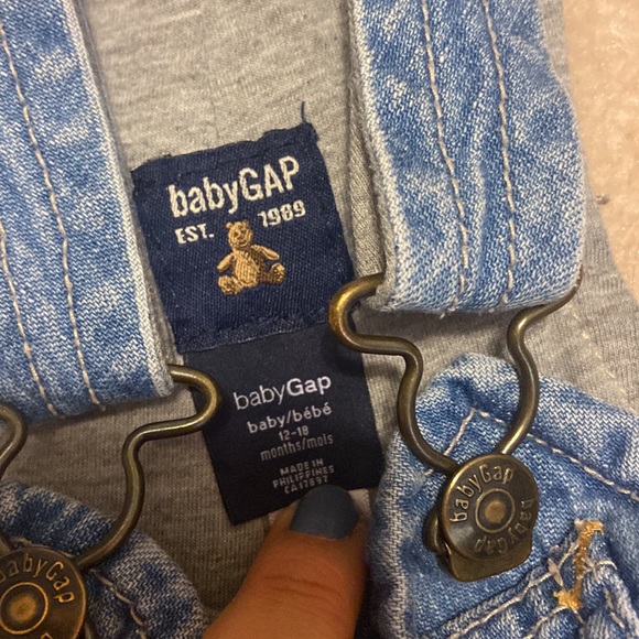 Gap overalls - Picture 2 of 3